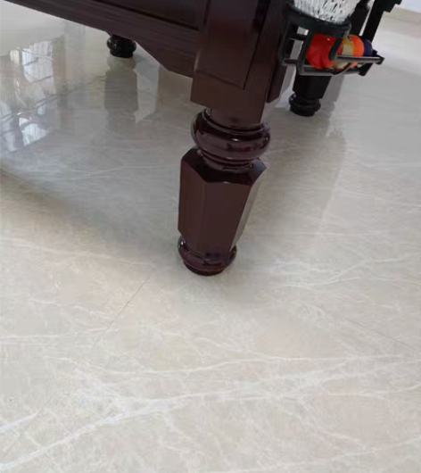 全新台球桌，益动未来的，价格可以商量[捂脸...