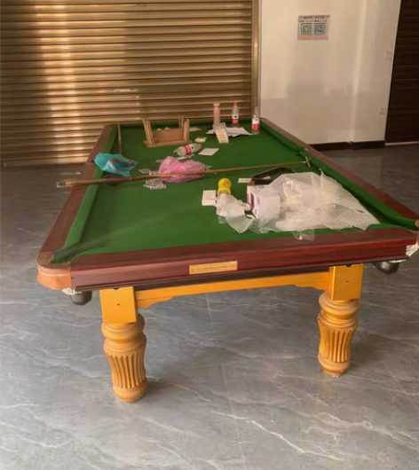 闲置台球桌 感兴趣的话点“我想要”和我私聊...