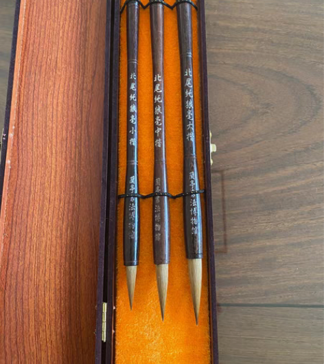包邮正宗北尾纯狼豪,适合写楷书,出锋2.7...