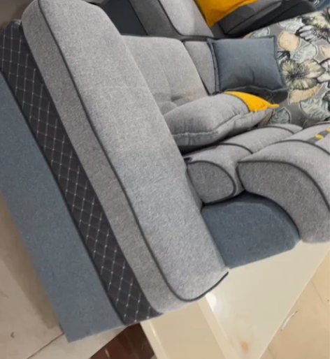 长4米，磨砂布料沙发，左右可以调放，带茶几...