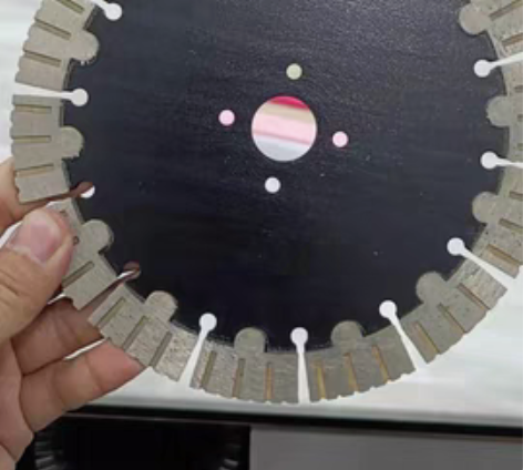 批发零售各种金刚石锯片。。全国发货源头厂家...