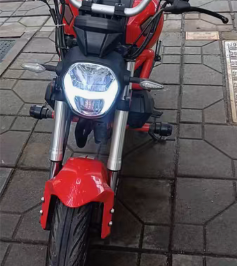 20年银钢小怪兽，手续齐全带保险，成色不错...