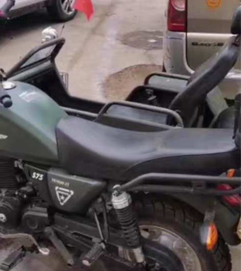 17年银钢150偏三轮，手续齐全，正常保养...