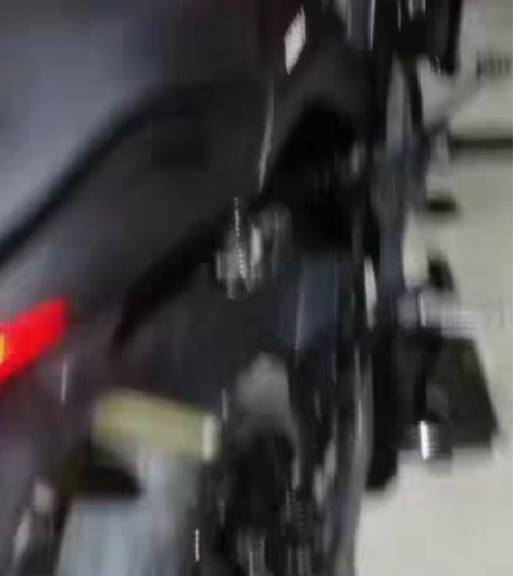 17年银钢小怪兽200cc，二手户，实表3...