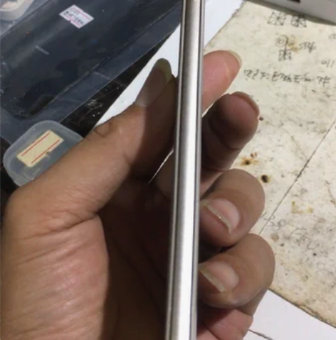 包邮华为nova青春版4+64g,屏幕完好...