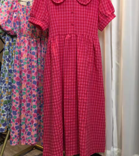 包邮【全新包邮】法式高级小格子娃娃领泡泡袖...