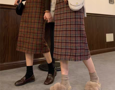 转卖大码女装高腰格子裙复古半身裙秋冬显瘦a...