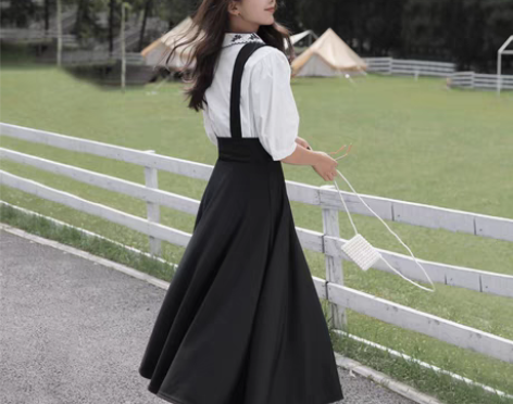 转卖夏季背带裙女夏中长款吊带宽松高腰小个子...