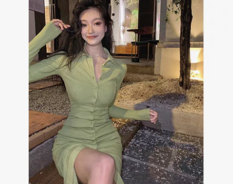 转卖纯欲风连衣裙女秋冬POLO领紧身显瘦包...