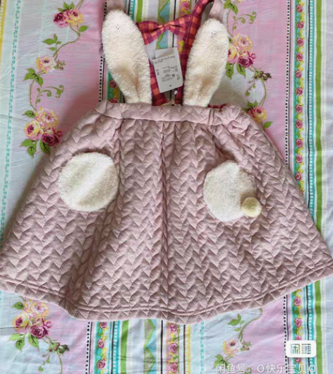 包邮日本有机棉兔子背带裙100码，全新没穿...