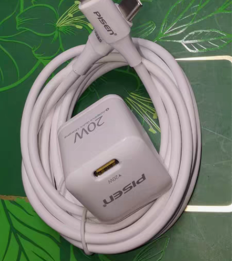 包邮闲置几套原装品胜苹果小冰晶20w快充(...