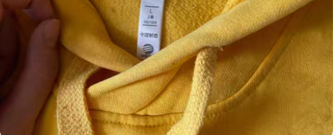 阿迪达斯卫衣 L码 感兴趣的话点“我想要”...