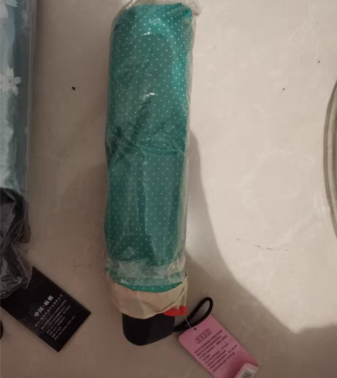 高端雨伞，店面不干处理，30一把包邮，2包...