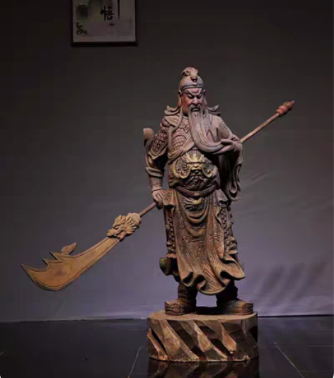【武圣 · 关公】 年份：清   材质楠木...