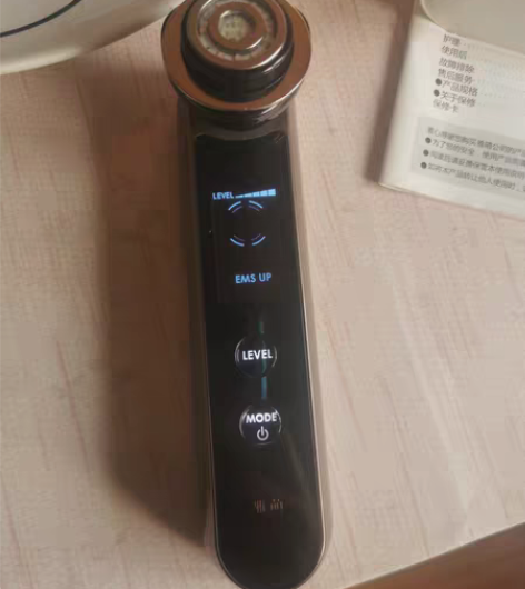包邮雅萌RF射频再生美颜仪 比较懒，最多用...