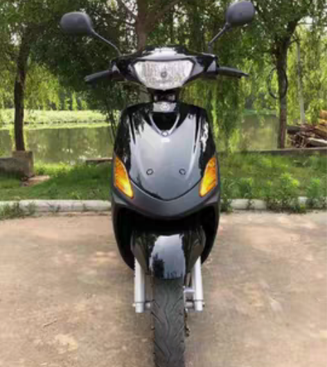 二手雅马哈巧格踏板摩托车 感兴趣的话点“我...