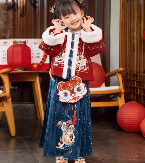 包邮(出)西子问,年服,汉服女童拜年服唐装...