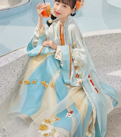 转卖【十三余 小豆蔻儿】[不生尘] 大全套...