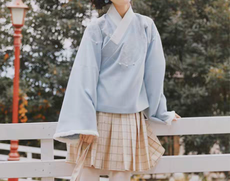 转卖徐娇织羽集【粉雪】日常改良汉元素毛呢外...