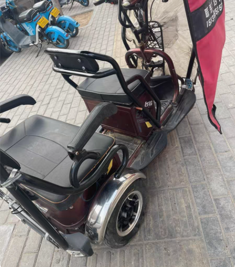 台铃电动车3轮车，8成新，电池全新3个月的...