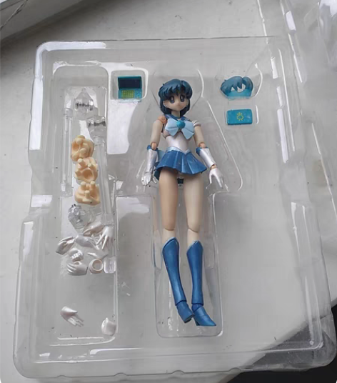 包邮美少女战士 水野亚美 手办 盲盒有两个...