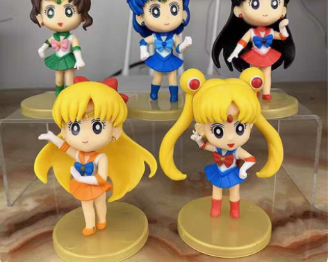 包邮现货特价5款美少女战士公仔儿童玩具水冰...
