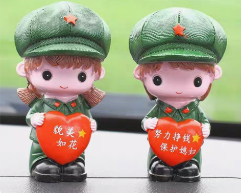 包邮卡通创意车载小摆件背包牛仔情侣娃娃可爱...