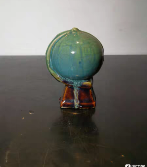 包邮九十年代窑变釉地球仪摆件，长8.6公分...