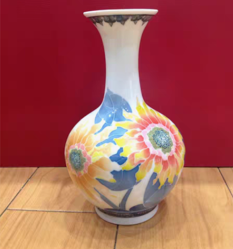 包邮釉下五彩手绘花瓶 作者：陈大平 名称：...