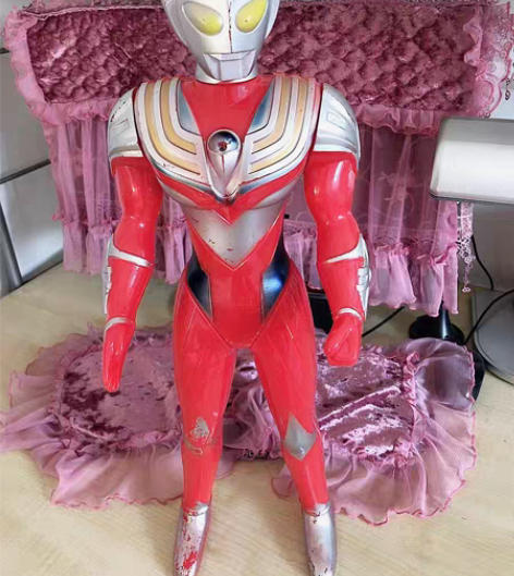 奥特曼超大音乐闪灯 玩具 感兴趣的话给我留...