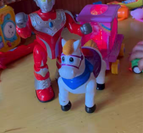 包邮儿童电动奥特曼玩具电动声光音乐会唱歌小...