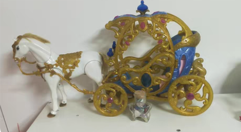 孩子玩具，电动公主马车，30自提 感兴趣的...