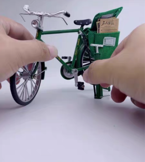 包邮捡漏  邮政 1：10合金二八大杠自行...