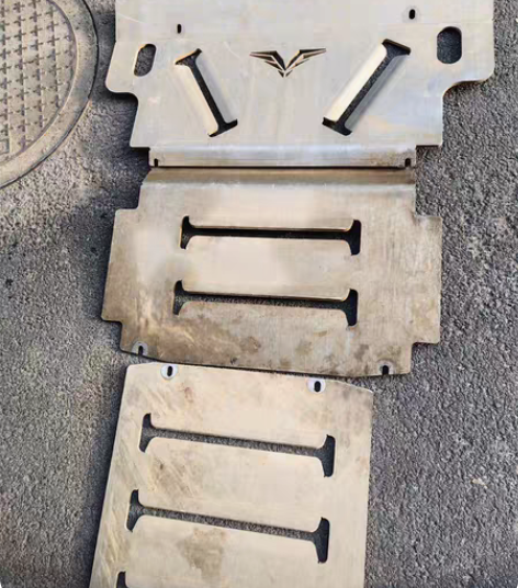 装车一年多，福肯工业八毫米铝镁合金护板， ...