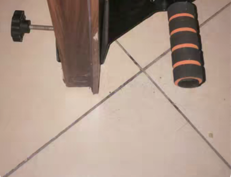 包邮18元包邮 仰卧起坐健身器材 夹在门或...