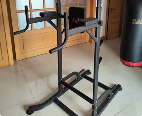 搬家卖 单双杠??几乎全新凯康￥100??...