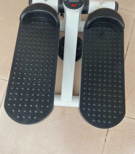 踏步机女家用静音减肥神器原地登山脚踏机运动...