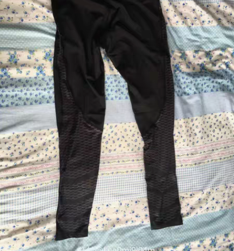 弹力紧身裤全新L码 感兴趣的话点“我想要”...