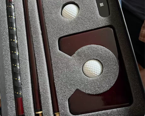包邮【全新】宝马高尔夫球和球杆礼盒套装 找...