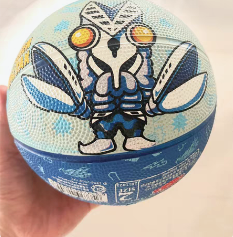 奥特曼哈哈球，全新，15。这个品牌球，健民...