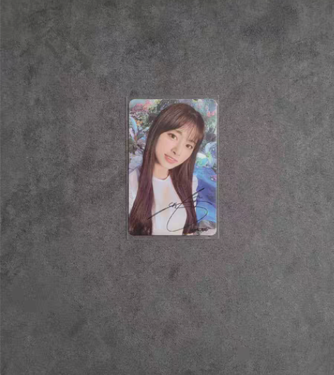 【出】可直拍 周子瑜小卡 签名瑜 默认微瑕...