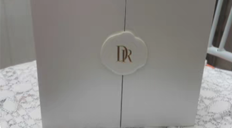 DR求婚礼盒 去年10月老公买的戒指配套盒...