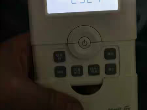 电子室内温度显示仪，可显示星期，时间，内置...