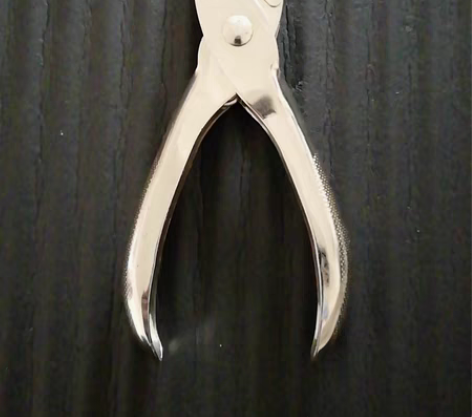 皮带打孔器得力 感兴趣的话点“我想要”和我...