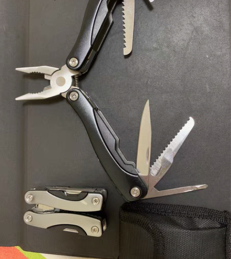 包邮多功能夹钳 工具刀 低价出售 工具钢 ...