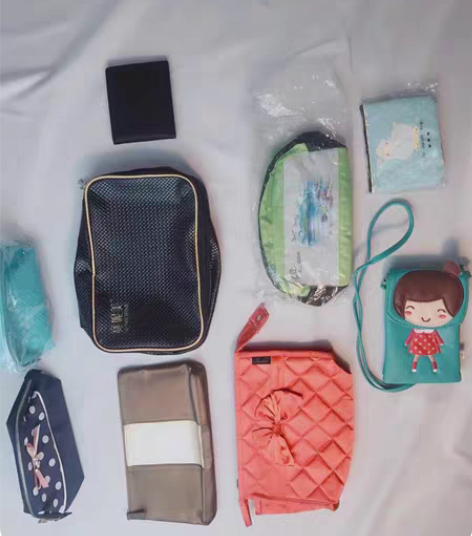 包邮DHC时尚波点大容量化妆包 美容工具品...