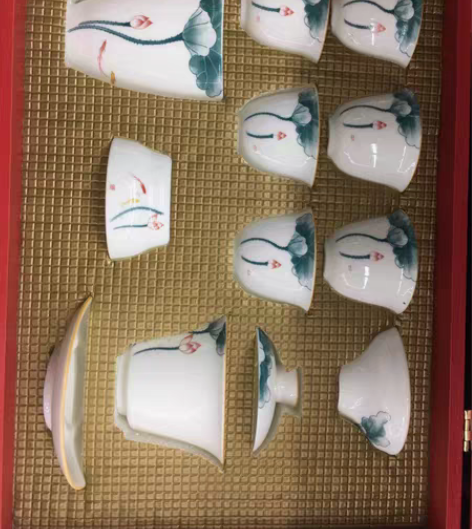 包邮德化白瓷羊脂玉荷花套装 全新，高端礼盒...