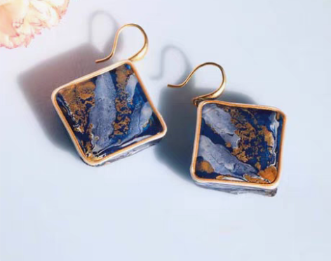 转卖蓝色手绘琉璃耳环耳坠女气质韩国个性百搭...