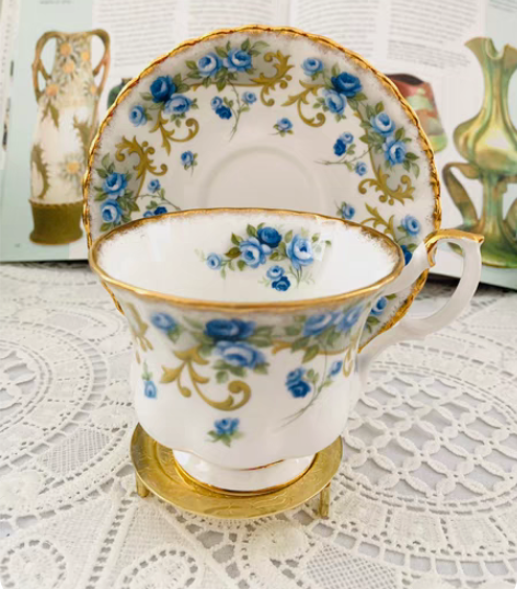 英国原产中古杯 英国著名骨瓷品牌：Roya...