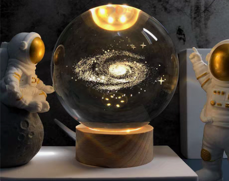 包邮宇宙发光水晶球小夜灯情侣闺蜜生日创意礼...